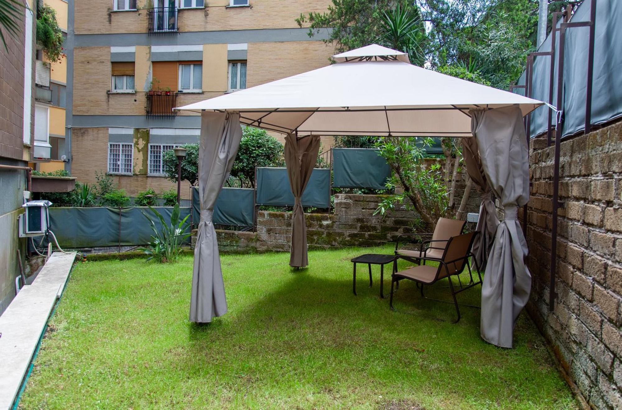 Garden House - Casa Con Giardino Privato Vakantiehuis Rome